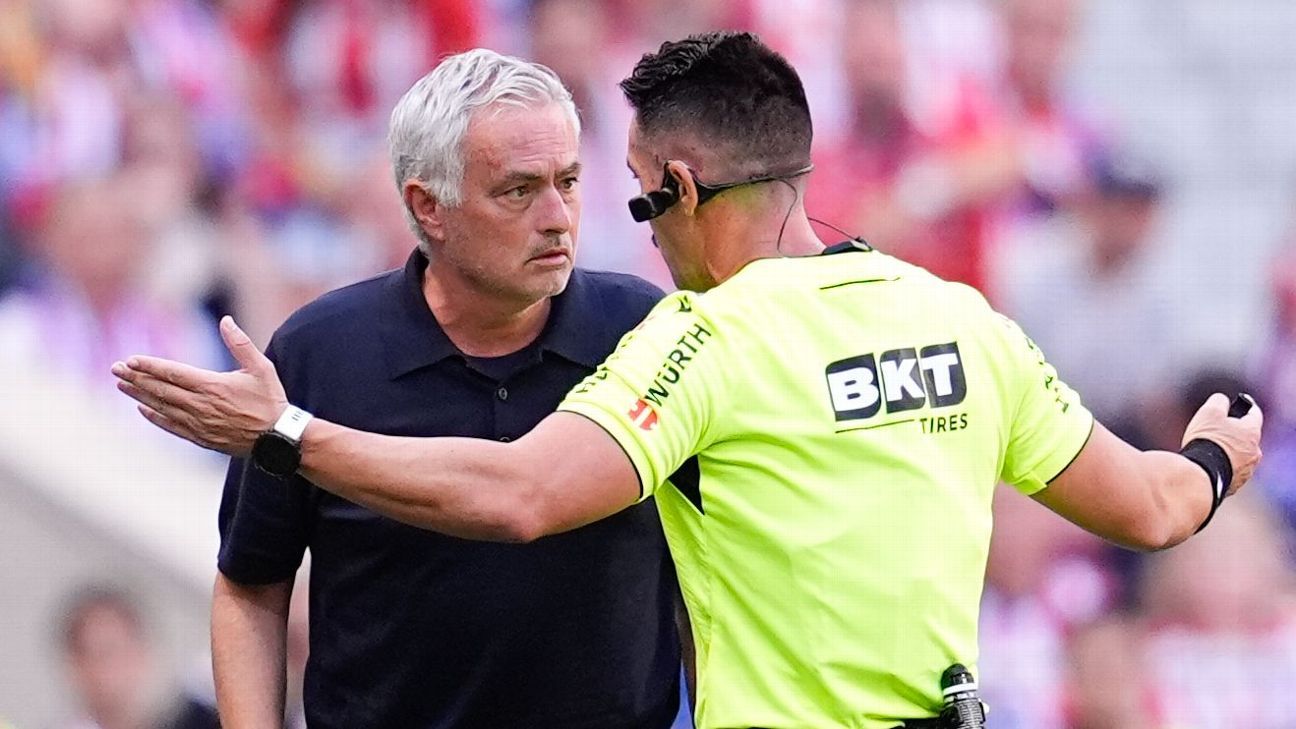 Mourinho se enfoca en el arbitraje tras la derrota en el derbi madrileño