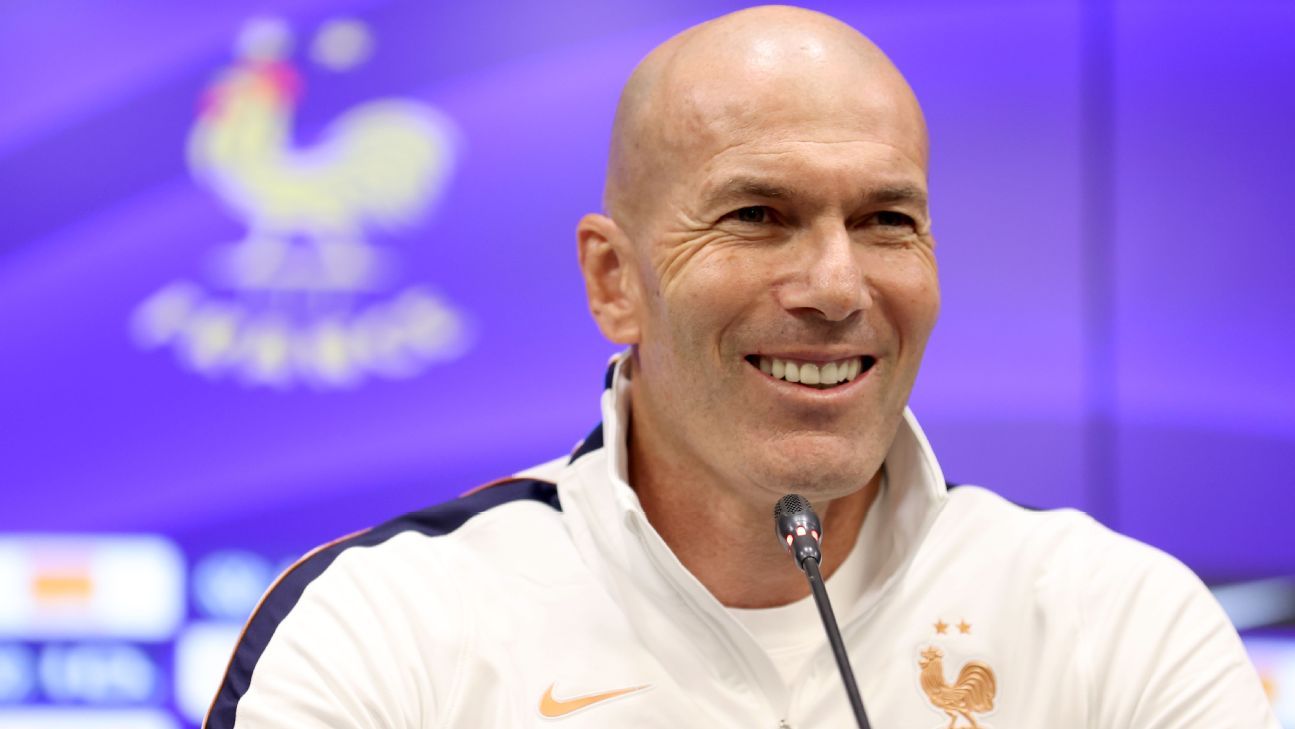 Zinedine Zidane afronta con gran emoción su debut como seleccionador de Francia