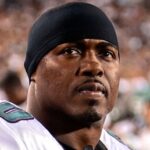 La NFL solicita la retirada de un polémico video de Brian Dawkins en redes sociales